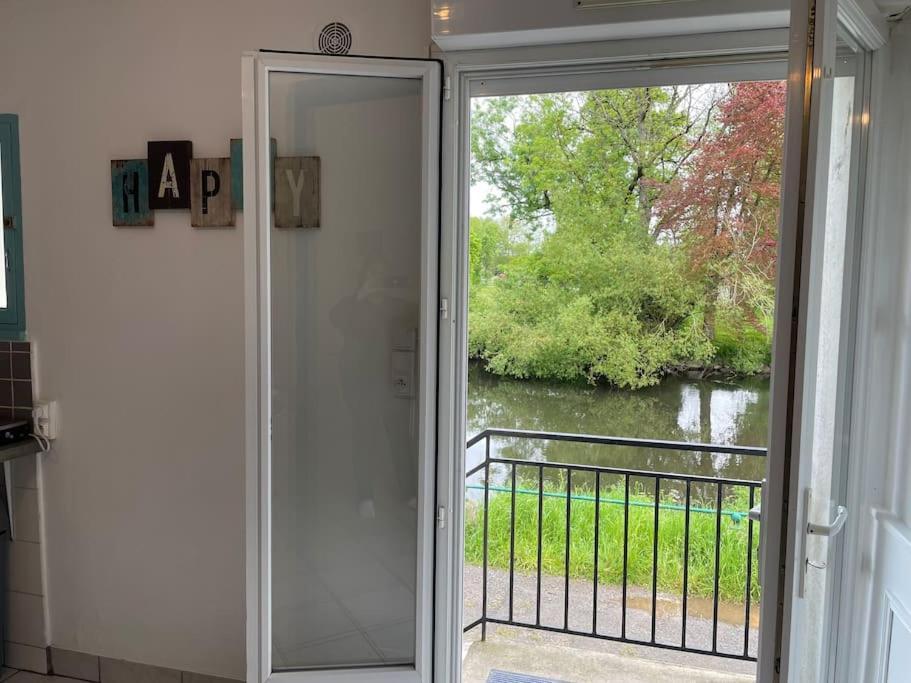 Les Berges De L'Oust Apartment Malestroit Ngoại thất bức ảnh